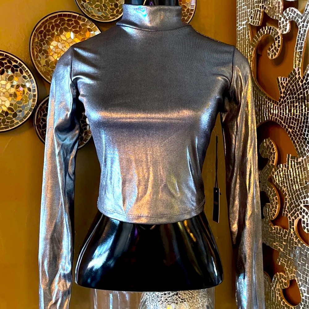 Women’s crop top